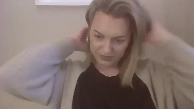 Gigi-Honey online show from December 17, 1:39 pm