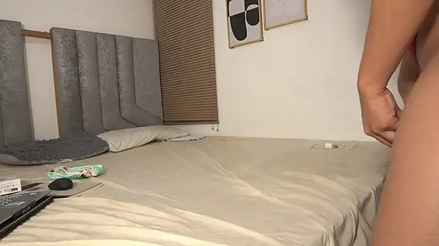 Snapshot of womantall99 chatting on March 2, 11:28 am womantall99 online show from March 2, 11:28 am