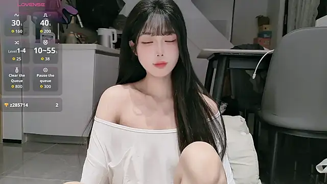 Snapshot of diandian-866 chatting on February 13, 1:56 am diandian-866 online show from February 13, 1:56 am