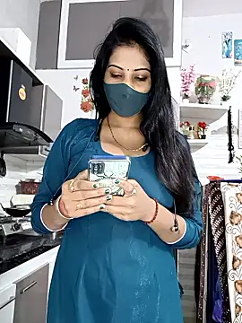 Snapshot of Best-Couple chatting on December 1, 3:11 am Best-Couple online show from December 1, 3:11 am