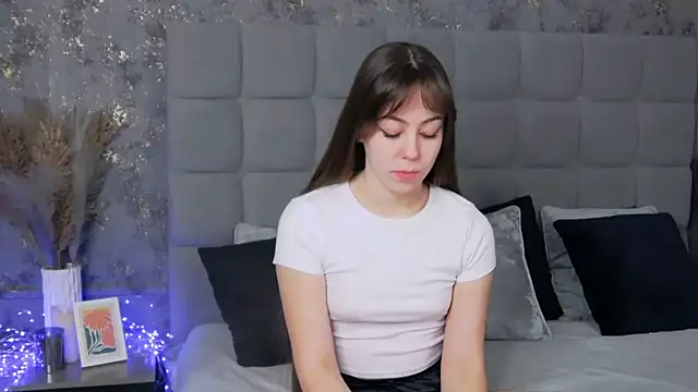 TheEmma online show from March 21, 6:05 am