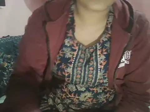 Hot-shanvi online show from November 13, 12:15 pm