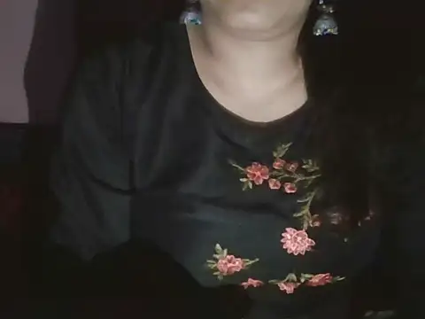 Hot-shanvi online show from May 21, 5:09 pm