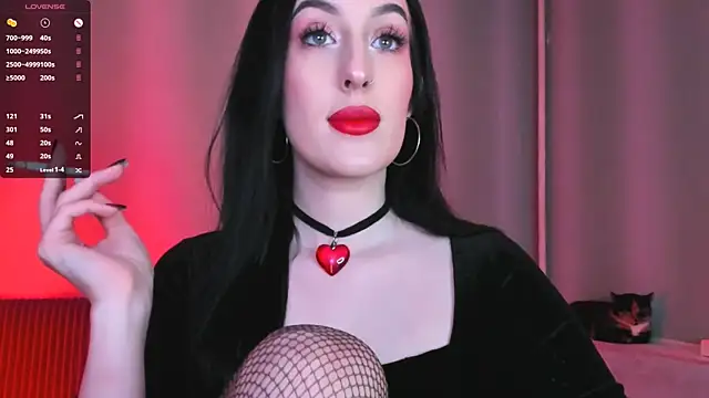 Snapshot of Miss_Alice__ chatting on January 25, 11:11 pm Miss Alice   online show from January 25, 11:11 pm