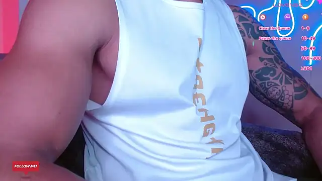 Joylopez fit online show from March 13, 2:23 pm