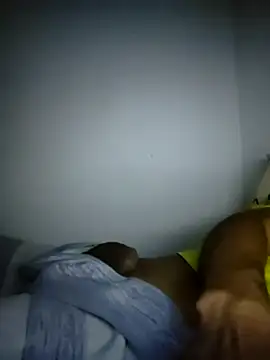 Snapshot of fredfgr chatting on March 1, 4:14 am fredfgr online show from March 1, 4:14 am