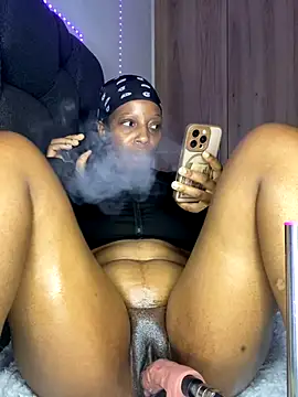 Thando04 online show from October 14, 6:09 pm