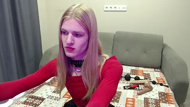 blaire  18 online show from February 23, 5:45 am