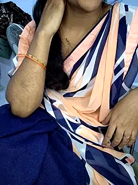 lovelygirl4567 online show from December 2, 4:35 pm