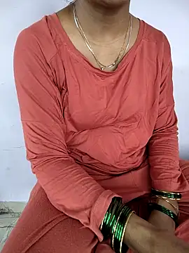 lovelygirl4567 online show from April 2, 5:49 am