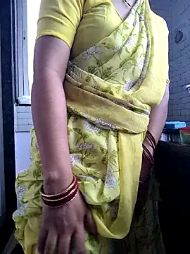 Snapshot of lovelygirl4567 chatting on July 8, 3:44 am lovelygirl4567 online show from July 8, 3:44 am