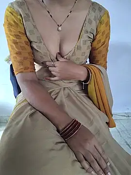 Snapshot of lovelygirl4567 chatting on July 11, 3:20 am lovelygirl4567 online show from July 11, 3:20 am