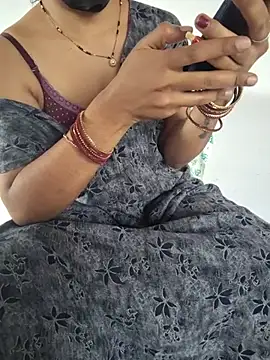 Snapshot of lovelygirl4567 chatting on July 17, 3:46 am lovelygirl4567 online show from July 17, 3:46 am