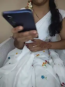 Snapshot of lovelygirl4567 chatting on July 31, 4:45 am lovelygirl4567 online show from July 31, 4:45 am