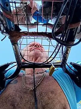 Snapshot of Cloudin_around chatting on January 17, 6:00 pm Cloudin around online show from January 17, 6:00 pm