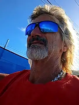 Cloudin around online show from June 13, 9:35 pm