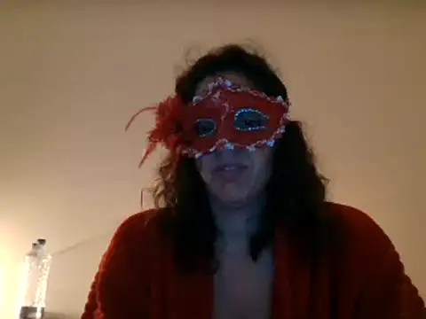 Snapshot of couple-tuga chatting on October 31, 11:39 pm couple-tuga online show from October 31, 11:39 pm