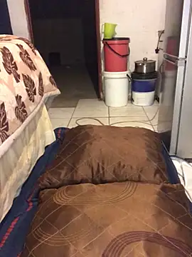 Snapshot of MKbesxxx chatting on March 17, 6:11 pm MKbesxxx online show from March 17, 6:11 pm