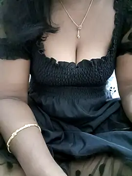 Snapshot of Tamil_Vishalini chatting on February 7, 4:22 pm Tamil Vishalini online show from February 7, 4:22 pm