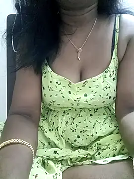Snapshot of Tamil_Vishalini chatting on February 18, 5:42 pm Tamil Vishalini online show from February 18, 5:42 pm