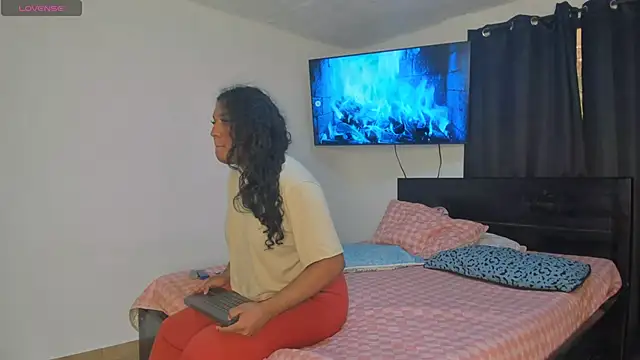 madisonbrunette online show from November 15, 8:05 pm