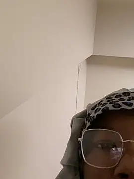 DamnBubbles online show from January 15, 4:43 pm