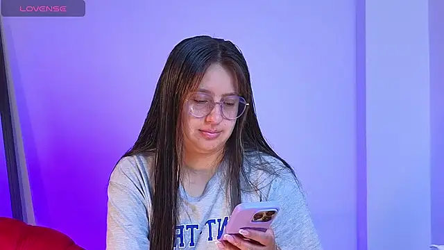 Snapshot of Gretta_Hot chatting on October 6, 3:42 pm Gretta Hot online show from October 6, 3:42 pm