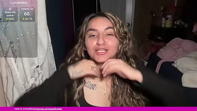 Snapshot of mamifresita chatting on February 2, 4:22 am mamifresita online show from February 2, 4:22 am