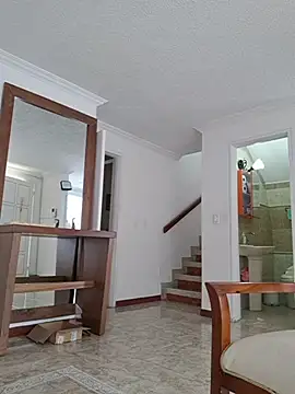 karina warthon online show from February 12, 5:30 pm