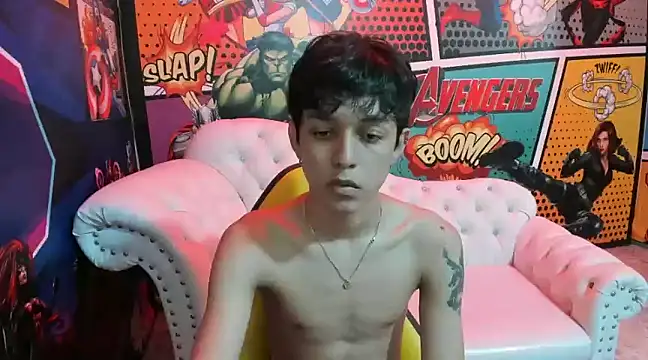 Snapshot of jisuscat chatting on January 7, 1:17 am jisuscat online show from January 7, 1:17 am