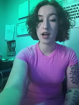 Snapshot of ParkerGYATT chatting on March 29, 12:32 am ParkerGYATT online show from March 29, 12:32 am