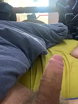 Snapshot of Hotrod20248 chatting on February 18, 12:39 pm Hotrod20248 online show from February 18, 12:39 pm