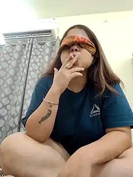 shreya1765 online show from September 13, 3:06 am