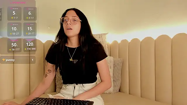 catalina rrosee online show from January 2, 10:22 pm