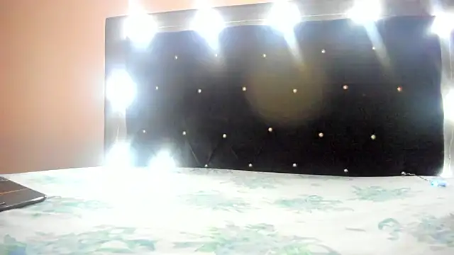 violetadumsper online show from March 31, 3:30 am