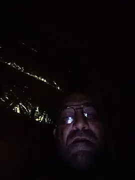 Snapshot of javierpasteur69 chatting on June 8, 2:12 am javierpasteur69 online show from June 8, 2:12 am