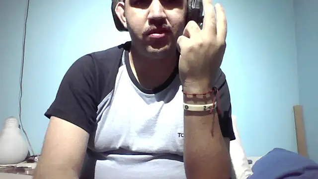 Snapshot of Elrep_tile chatting on January 31, 6:02 am Elrep tile online show from January 31, 6:02 am