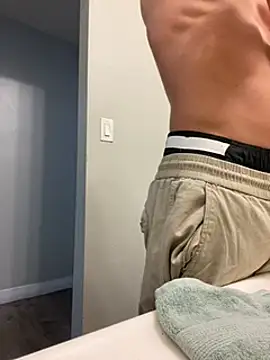 Snapshot of leisurelycriminal chatting on March 21, 4:51 pm leisurelycriminal online show from March 21, 4:51 pm