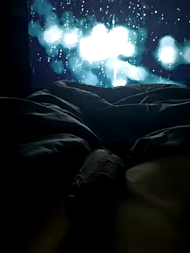 Snapshot of leisurelycriminal chatting on October 4, 7:50 am leisurelycriminal online show from October 4, 7:50 am