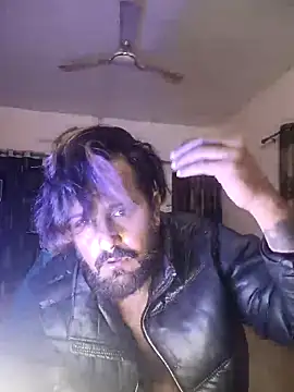 MAGNETICDADDY8 online show from January 3, 7:50 pm