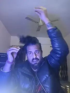 MAGNETICDADDY8 online show from January 5, 9:36 pm