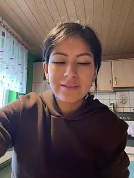 Snapshot of QueenFernanda chatting on February 11, 10:15 am QueenFernanda online show from February 11, 10:15 am