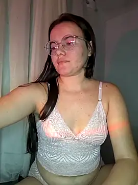 camillebr online show from May 14, 12:28 am