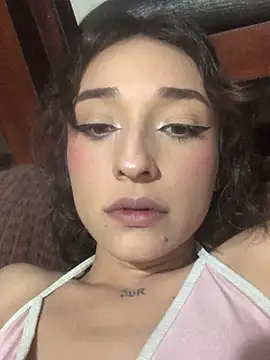 NickiYoung online show from January 26, 9:40 am