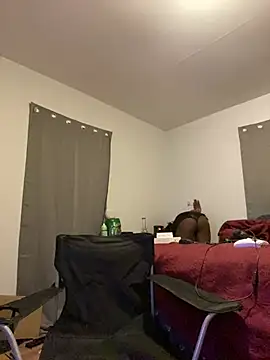 Snapshot of Yoshibaby2670 chatting on January 28, 5:11 am Yoshibaby2670 online show from January 28, 5:11 am