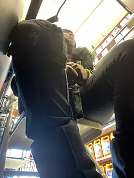 Snapshot of Yoshibaby2670 chatting on February 20, 9:09 pm Yoshibaby2670 online show from February 20, 9:09 pm