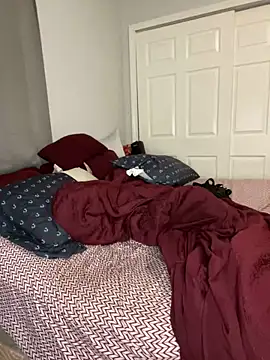 Snapshot of Yoshibaby2670 chatting on February 22, 1:00 am Yoshibaby2670 online show from February 22, 1:00 am