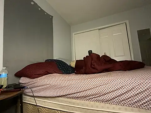 Snapshot of Yoshibaby2670 chatting on March 12, 11:53 am Yoshibaby2670 online show from March 12, 11:53 am