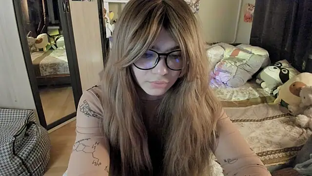 Snapshot of alexiamaleax chatting on May 15, 9:22 pm alexiamaleax online show from May 15, 9:22 pm