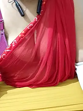 Snapshot of mallupriyapriya chatting on June 5, 5:47 am mallupriyapriya online show from June 5, 5:47 am
